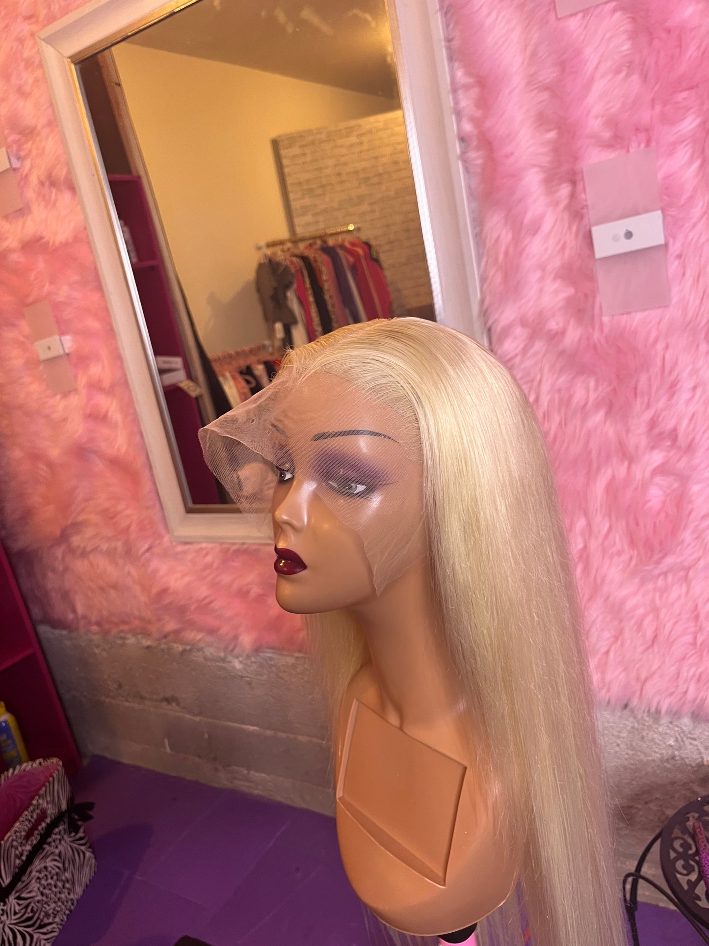 613 widows peak 28 inches