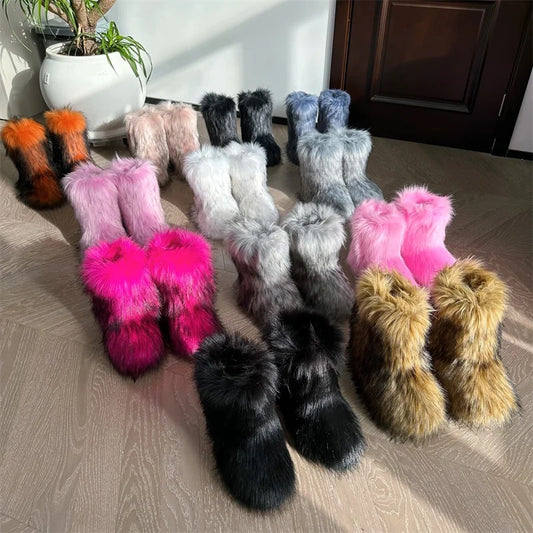 “Raccoon” fur boots